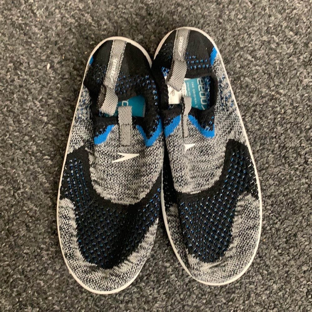 Boys Speedo swim shoes